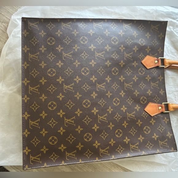 Authentic Sac da Plat from Louis Vuitton - Picture 3 of 15